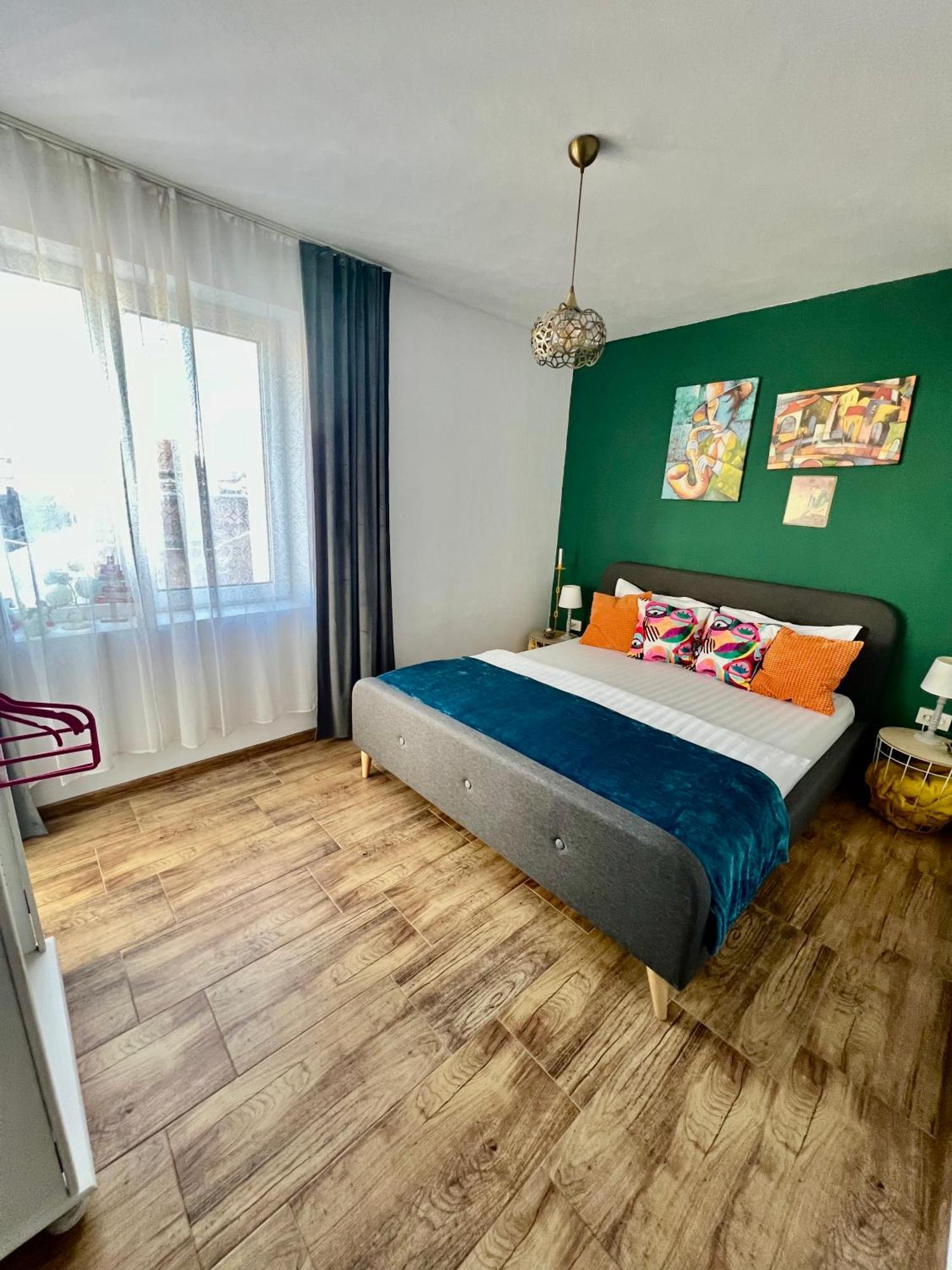 Dominic Apartment Unirii Square تيميشورا المظهر الخارجي الصورة
